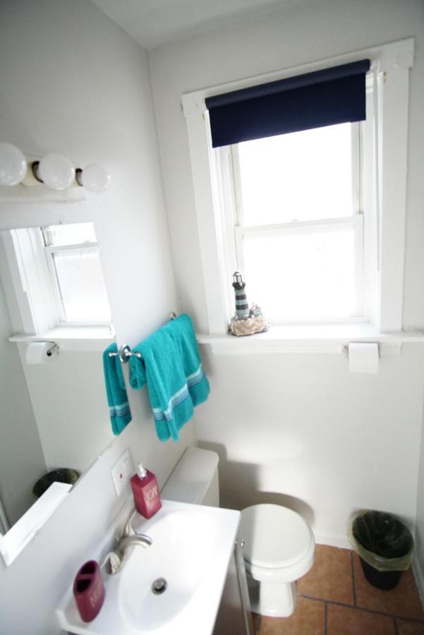 Cozy 1 Bedroom, 1 Min From Irving Park Blue Line, Free Parking Chicago Buitenkant foto