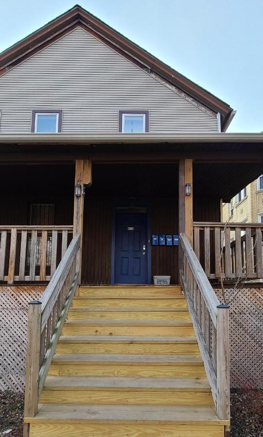 Cozy 1 Bedroom, 1 Min From Irving Park Blue Line, Free Parking Chicago Buitenkant foto